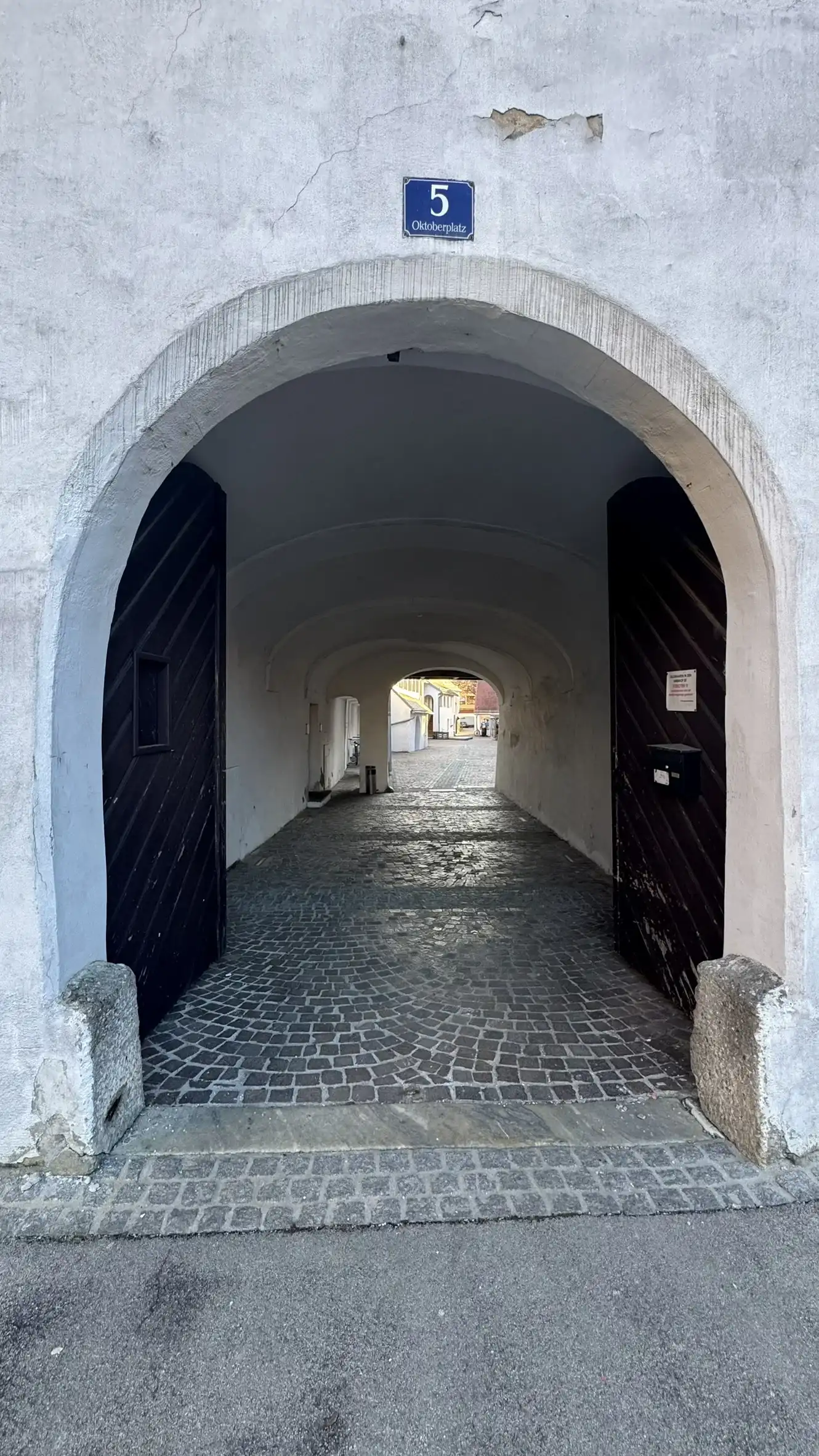 North-east entrance with arcaded passage