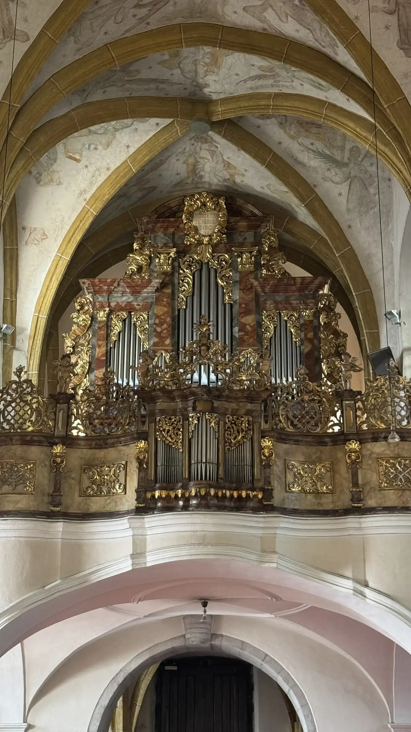 Church organ above the west-portal