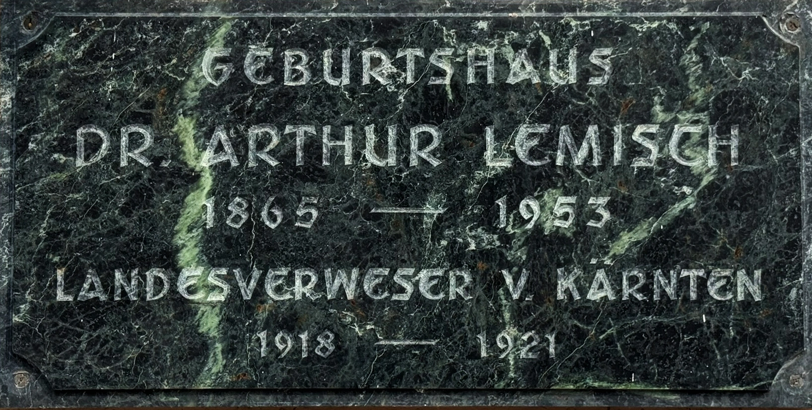 Hauptplatz 24 | Birthplace of Dr Arthur Lemisch