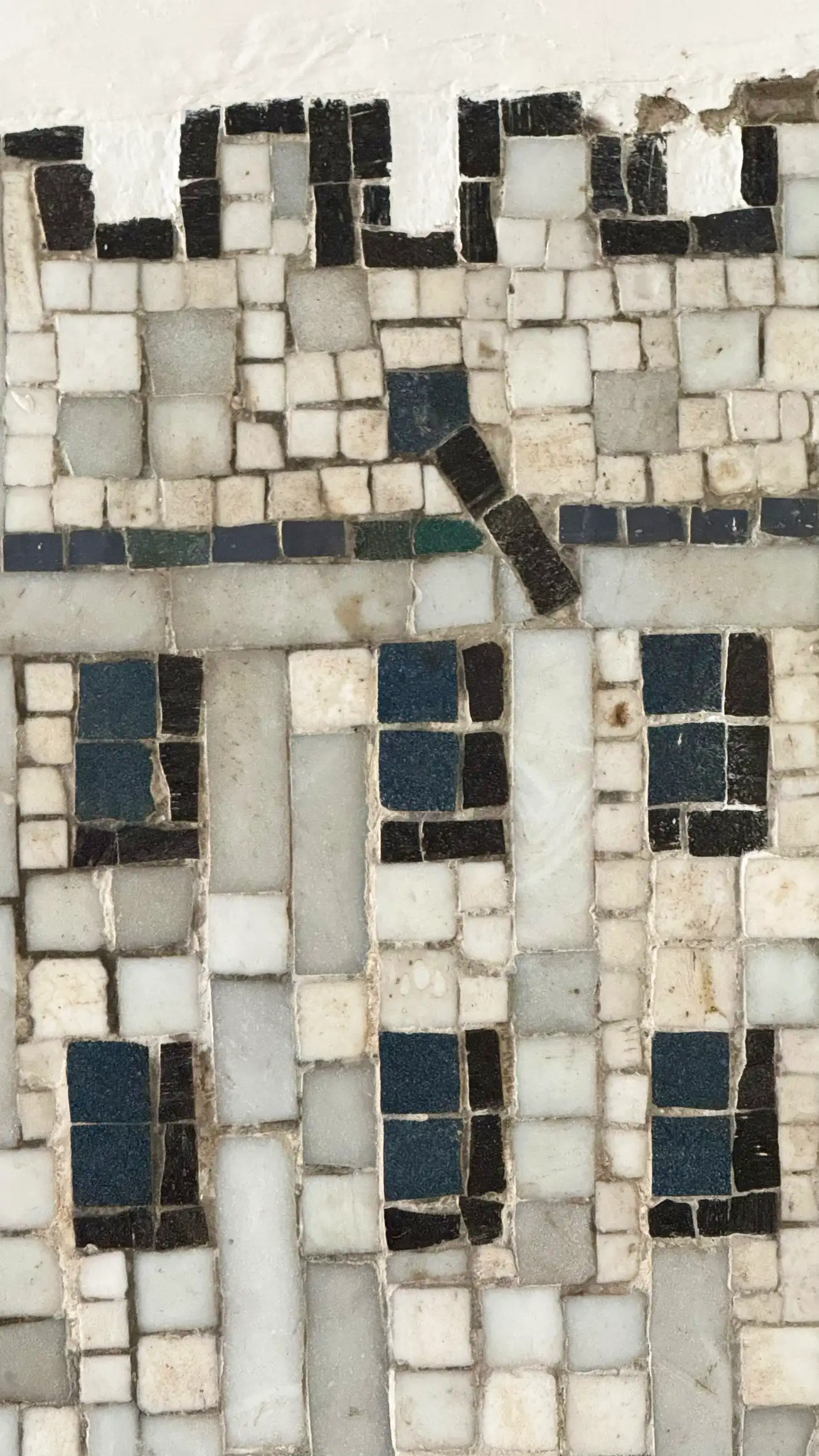 Tesserae colours: silver grey, pearl white, teal blue, black