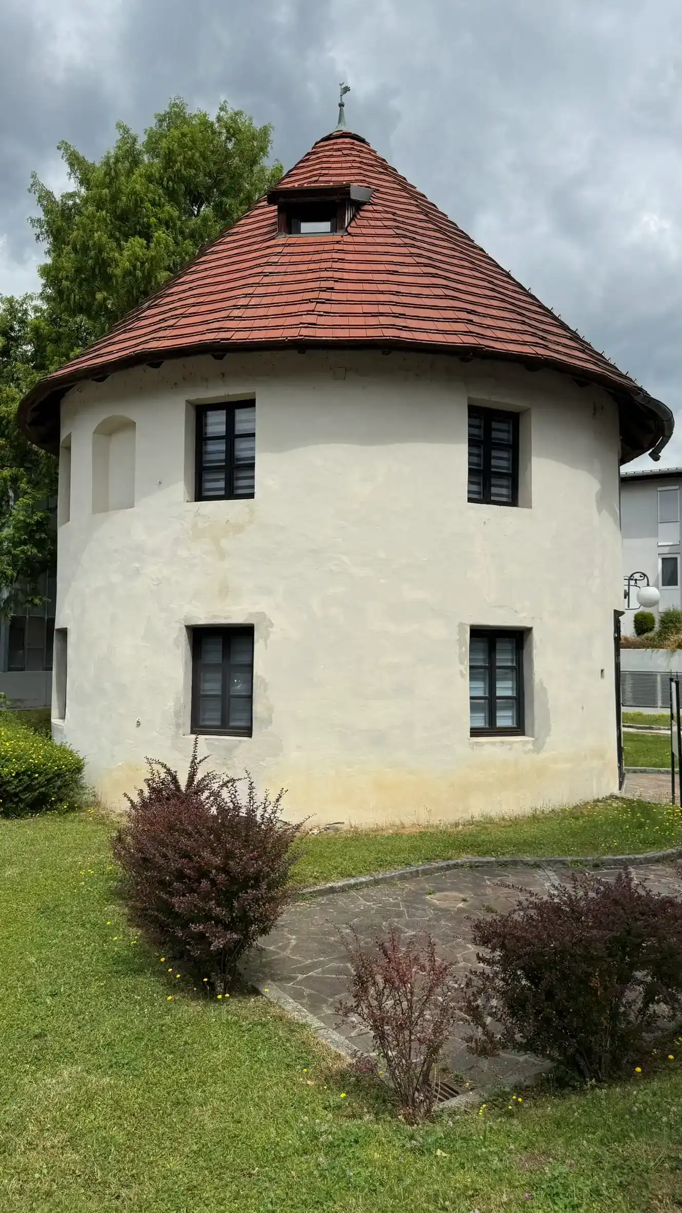 The mint tower is located outside the medieval town walls to the northwest.