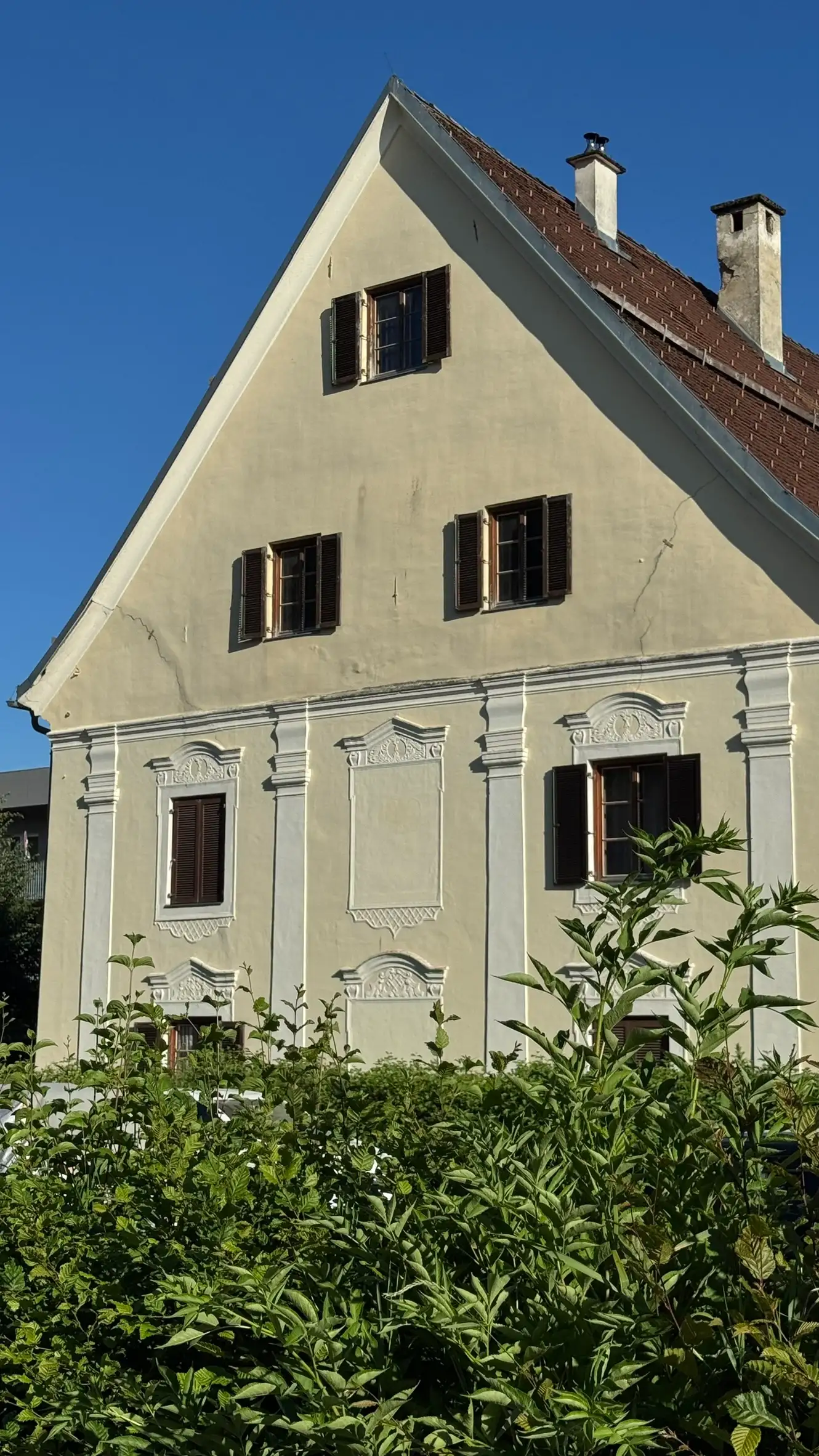 Um 1890 wurden die Reste der ehemaligen Papiermühle in eine Essigfabrik umgewandelt.