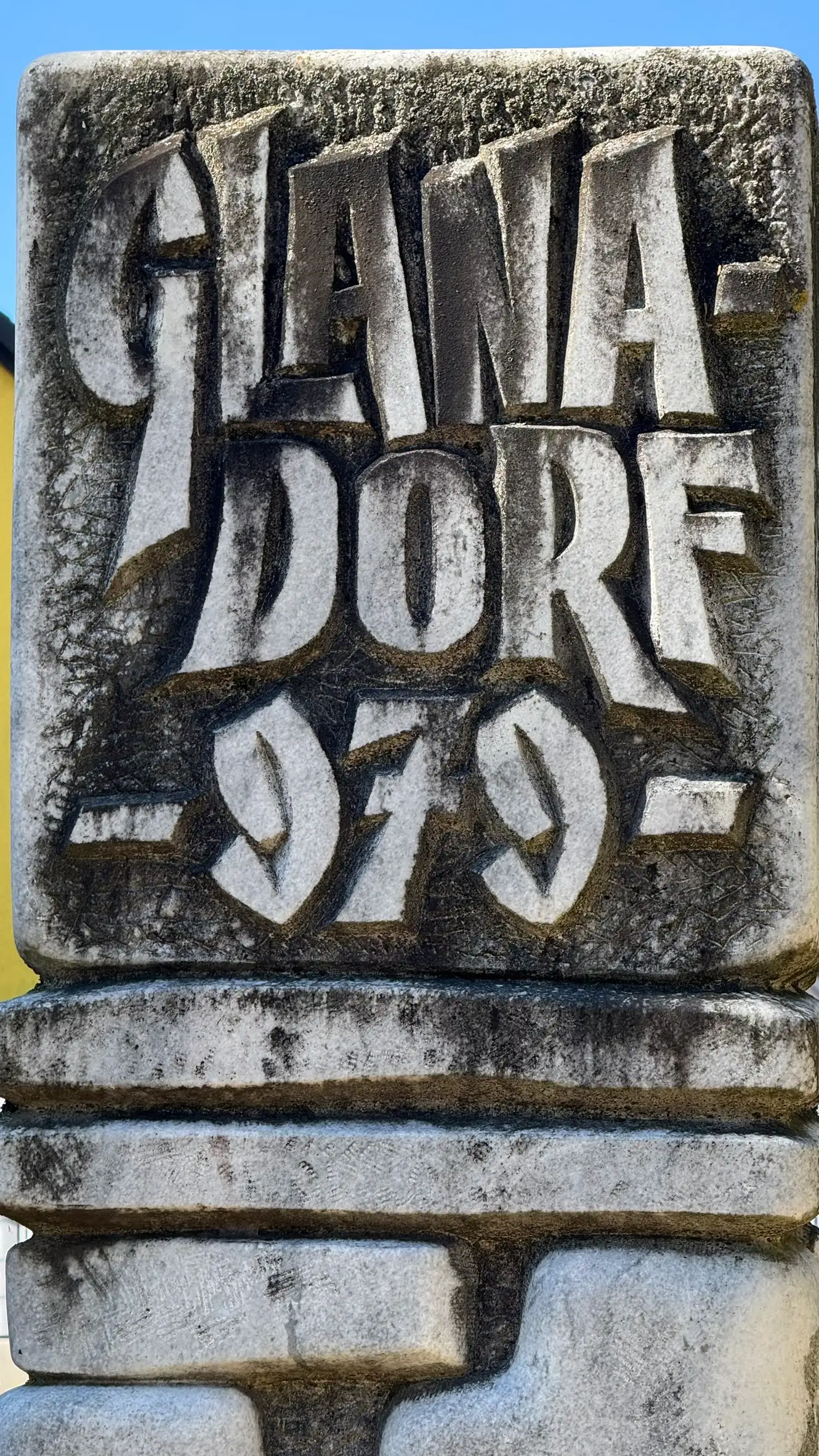 Glanadorf: former name; Glandorf: current name