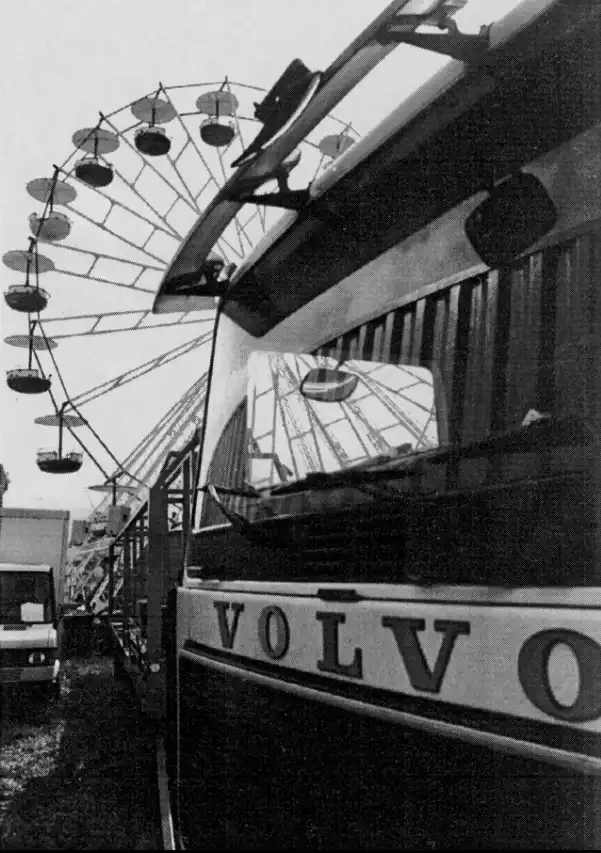 1_FullSizeRender52_dm