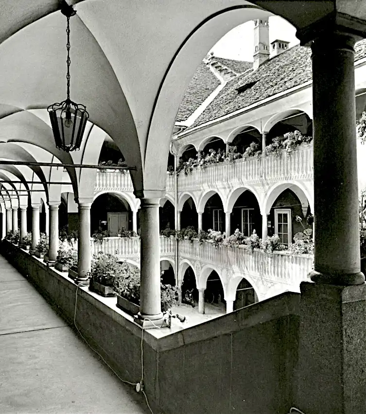 4_FullSizeRender109_dm2