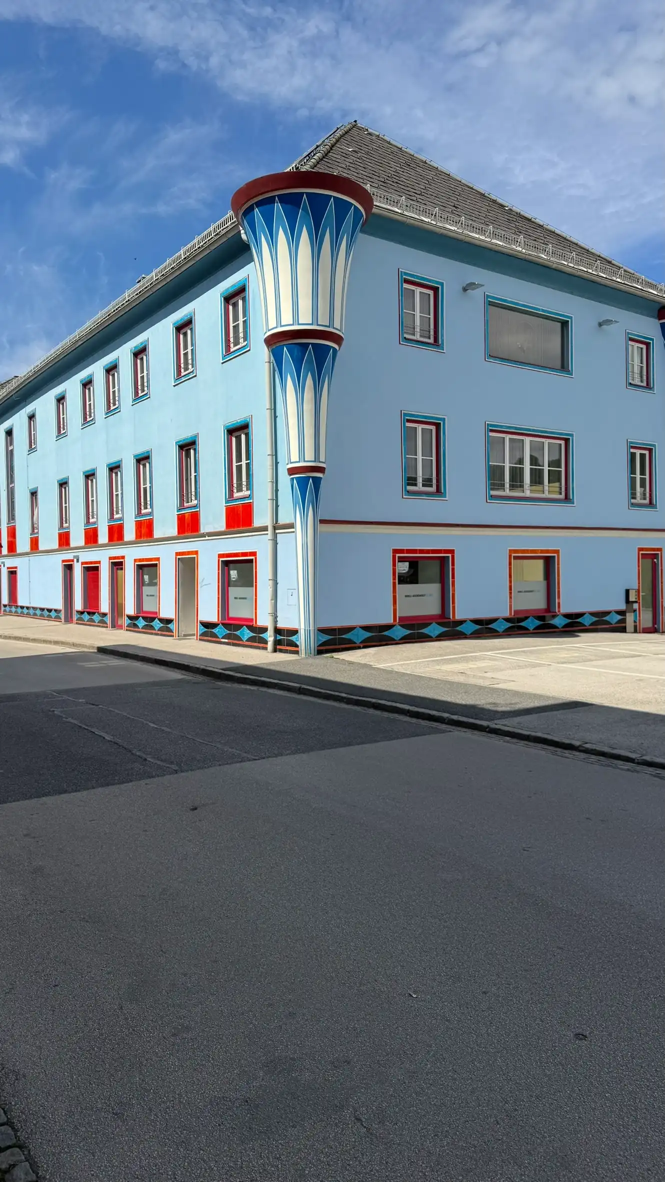 Impressions, exterior