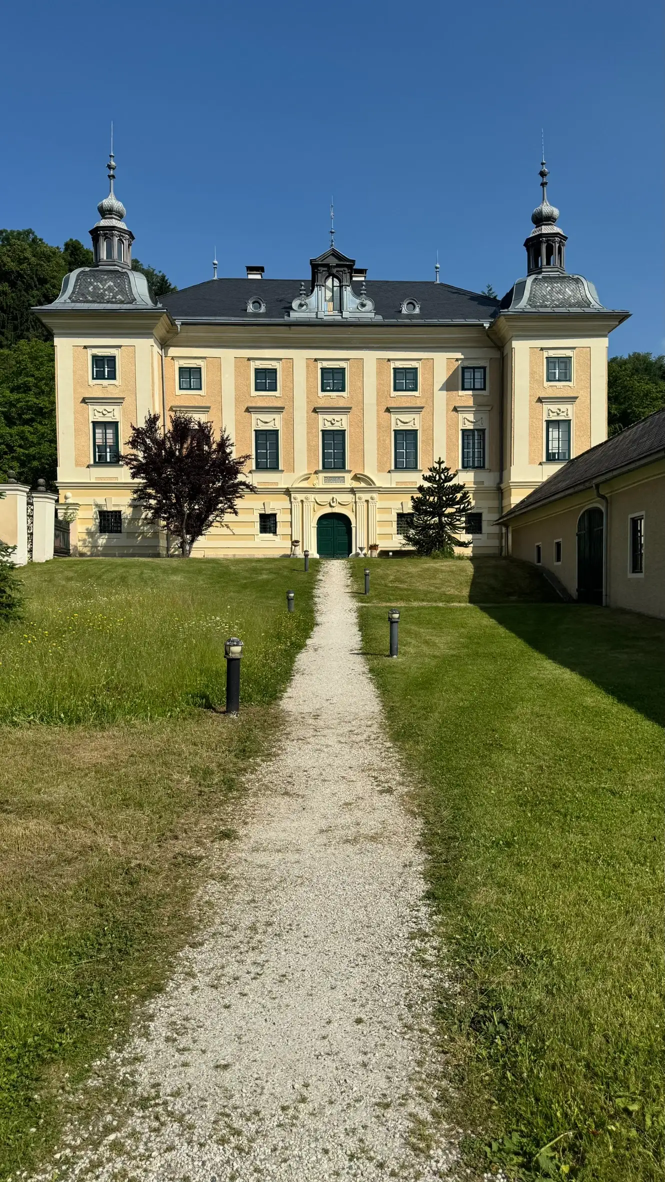 Fassade: frühklassizistisches Design