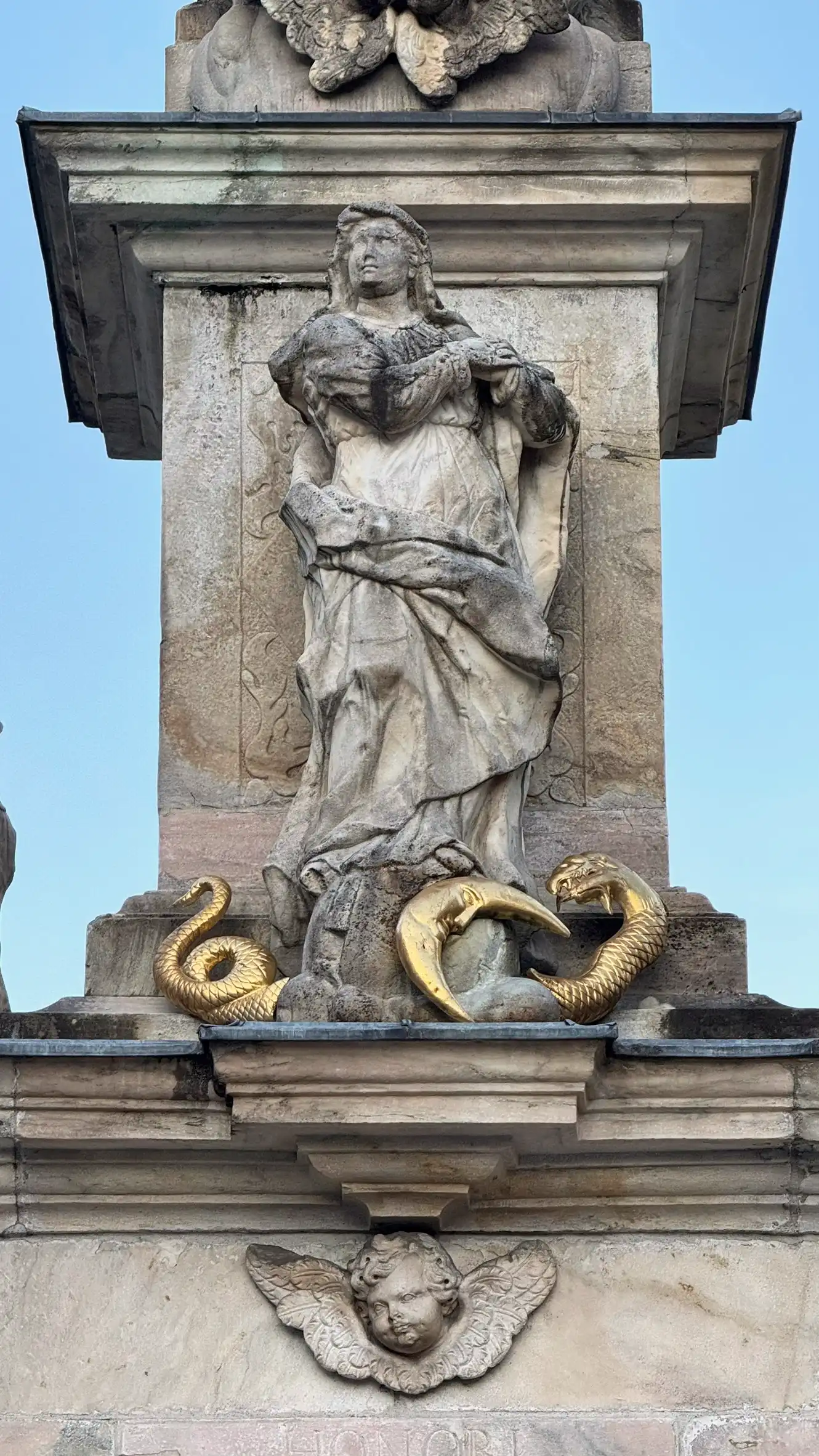 Statue: Maria Immaculata